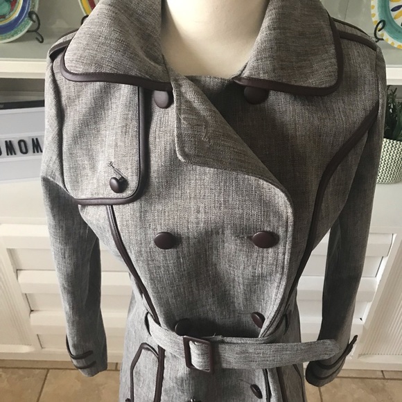 GoLite women’s small Urban trench - Picture 3 of 8